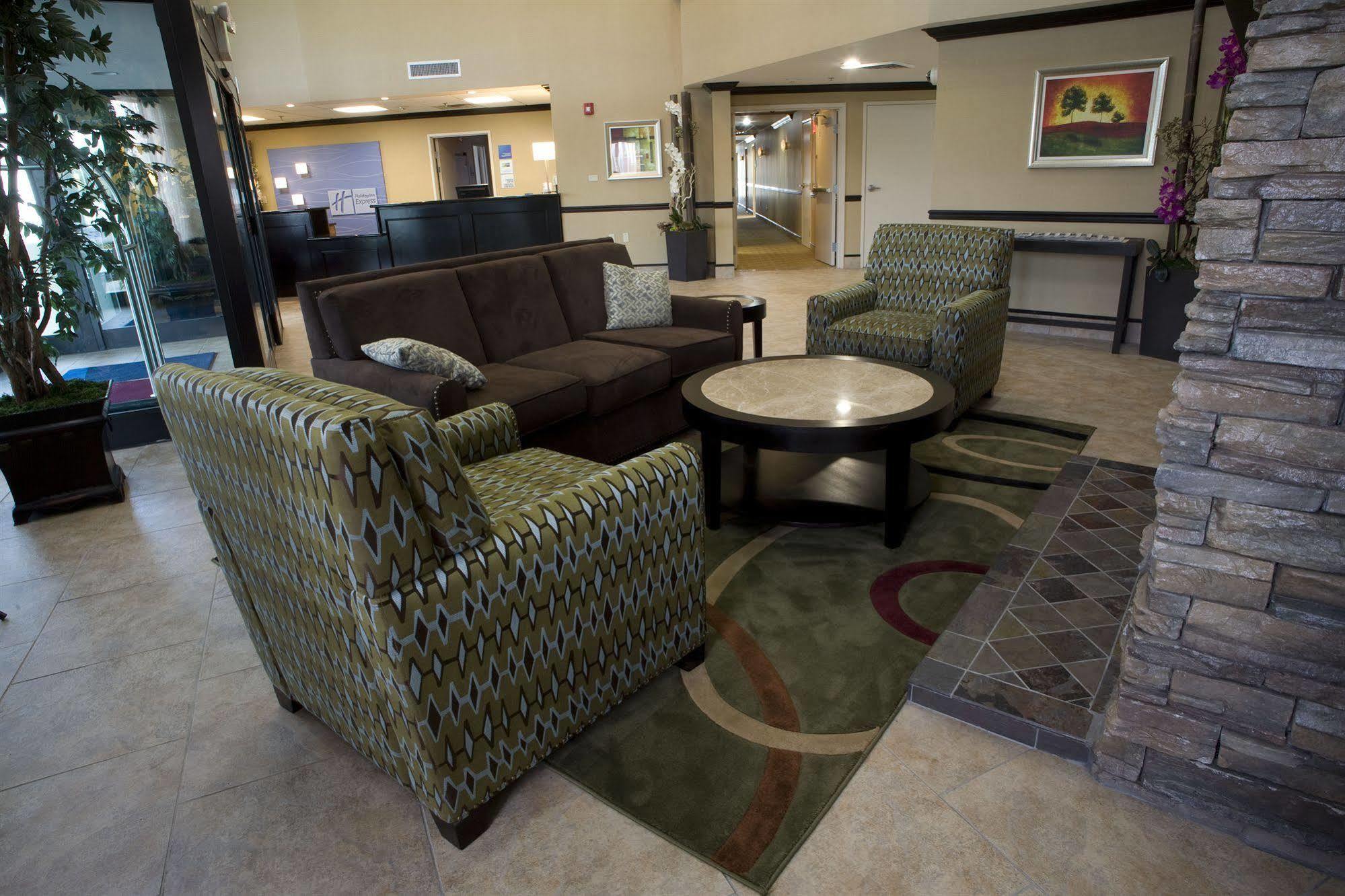 Hotel (adults Only)